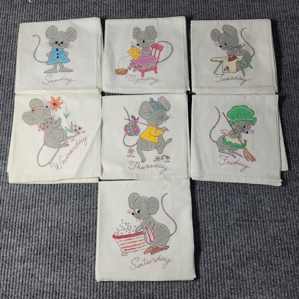 Vtg Dish Tea Towels/Sm‎ Table  Cloth Mouse Hand Painted  Farmhouse Week Set 7